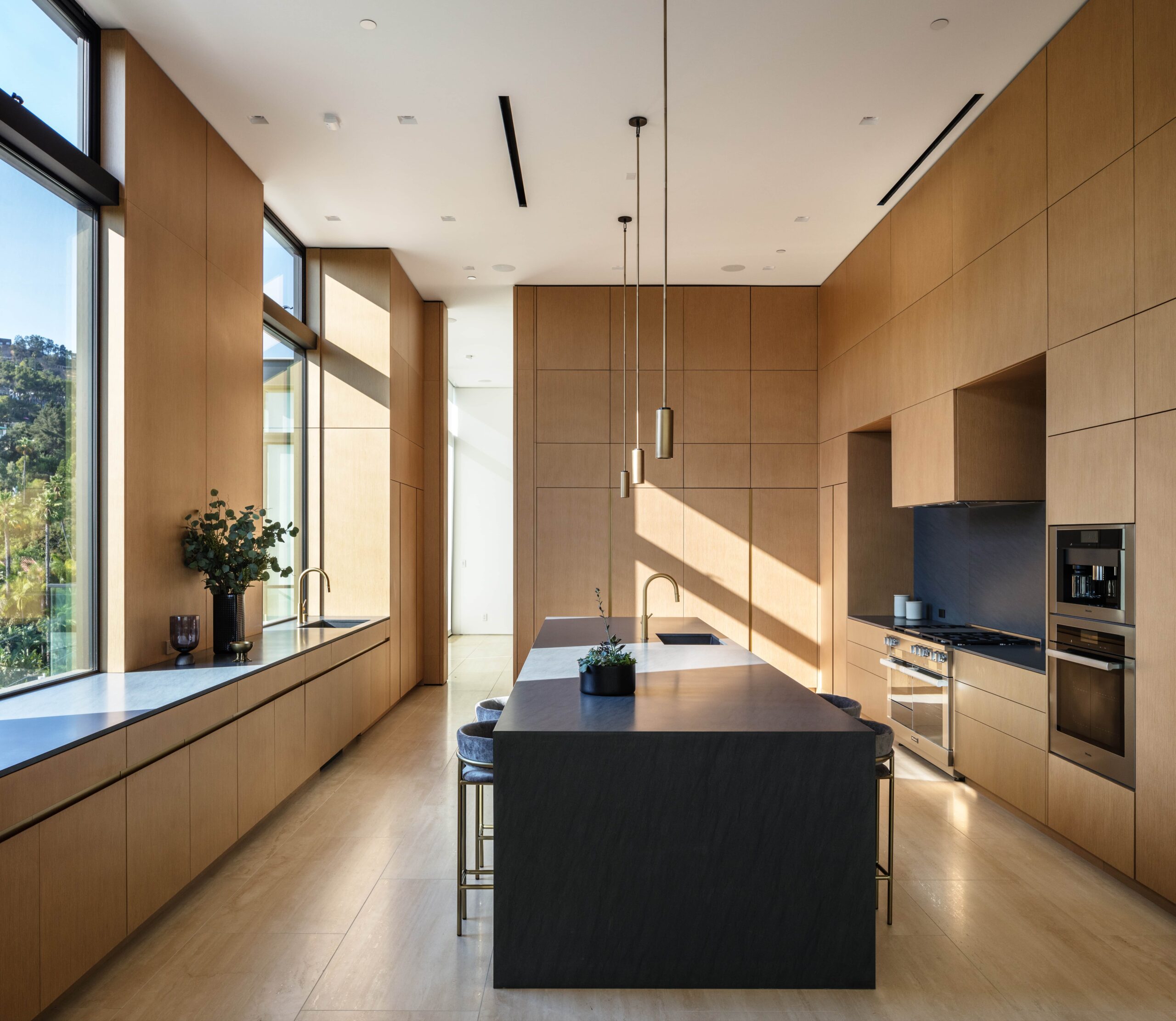 Thrasher-Su-Misura-INC-1-min